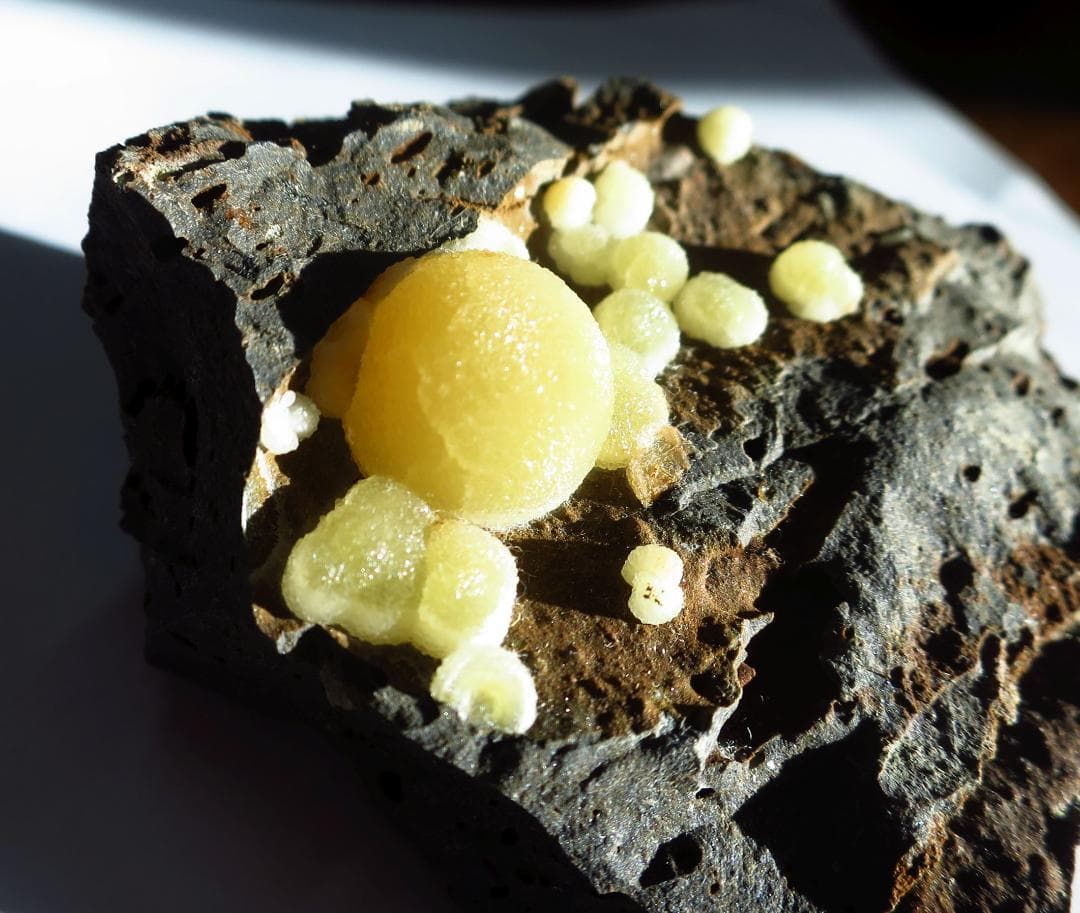 星々みたいな方解石　カルサイトイタリア産　鉱物標本