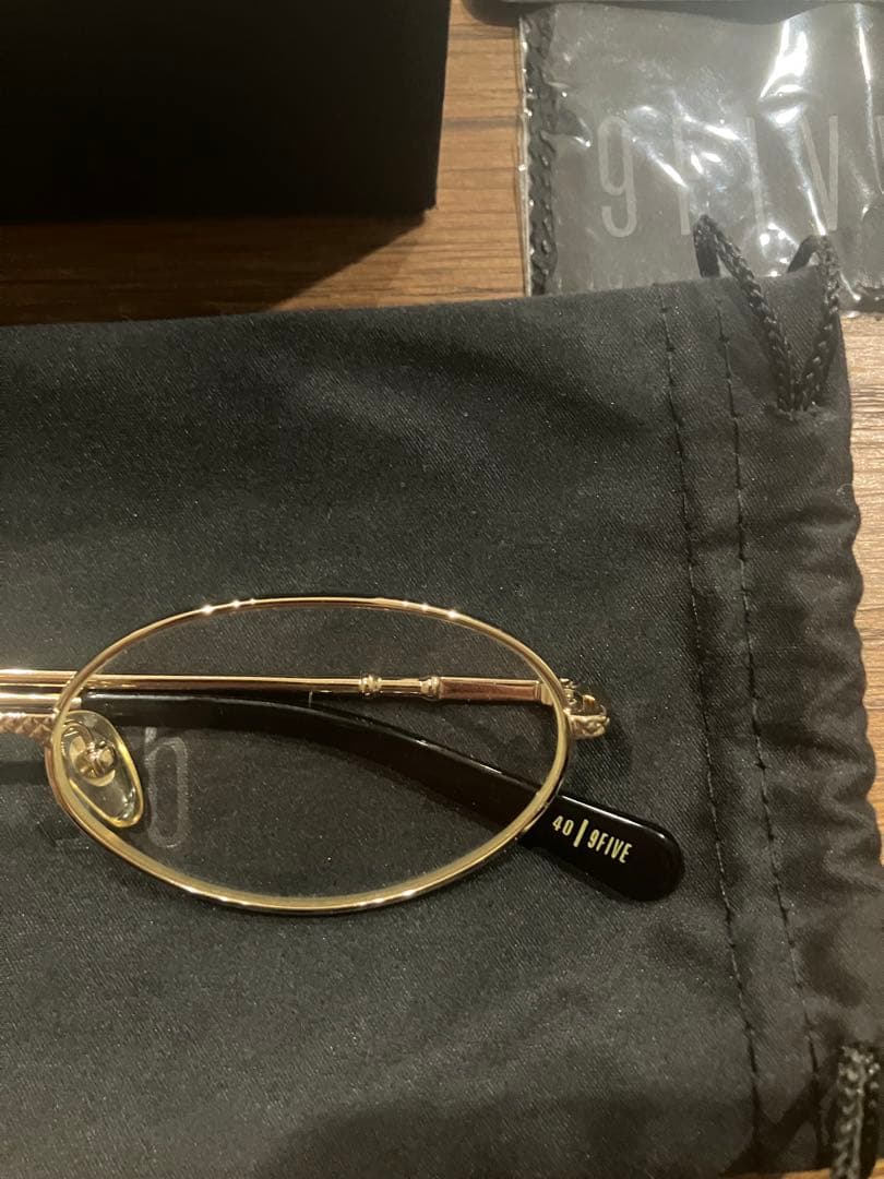 9FIVE ゴールドオーバルサングラス