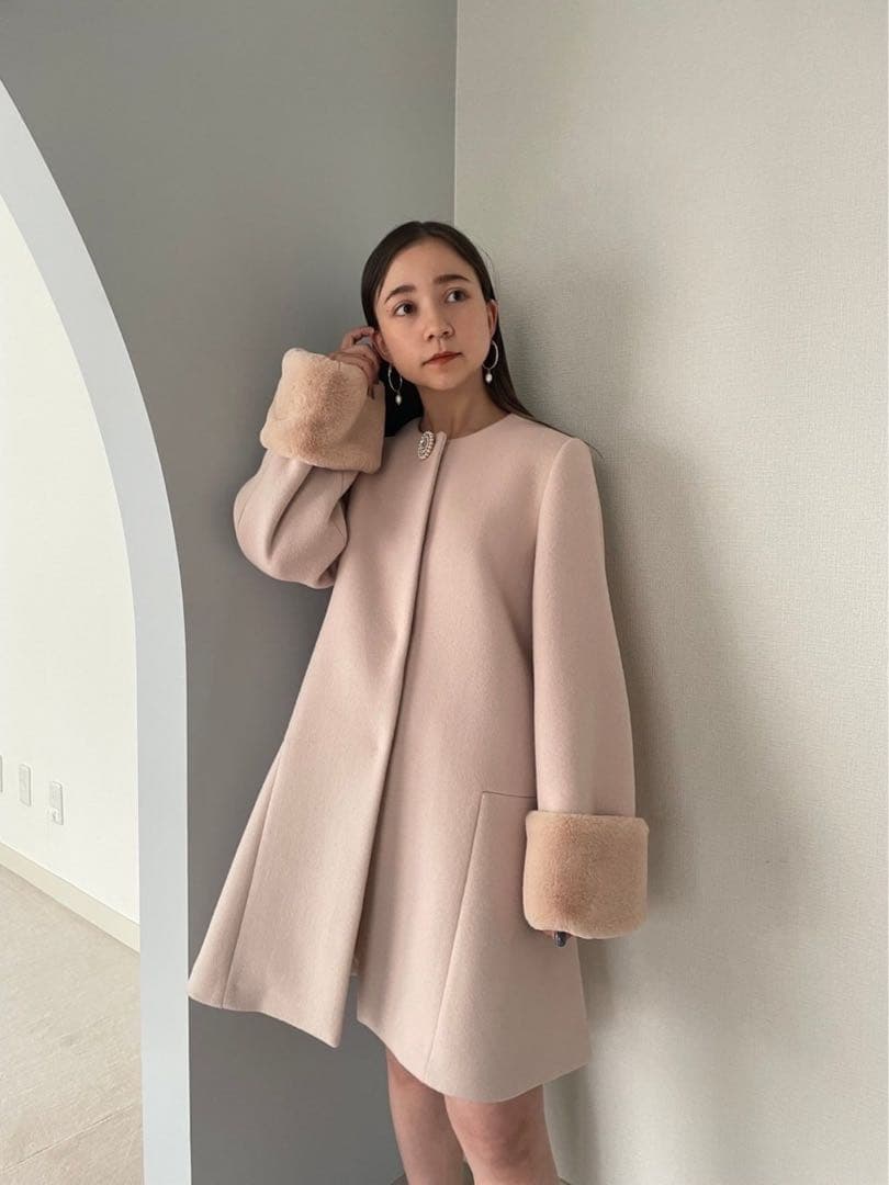 ビジューブローチAラインコート