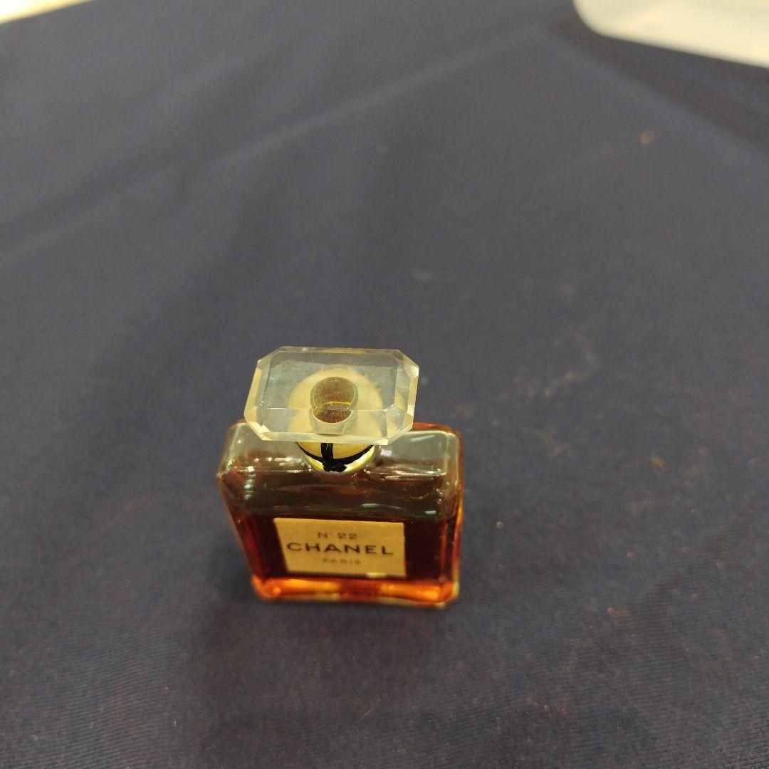 CHANEL N° 22 香水 クリスタルキャップ