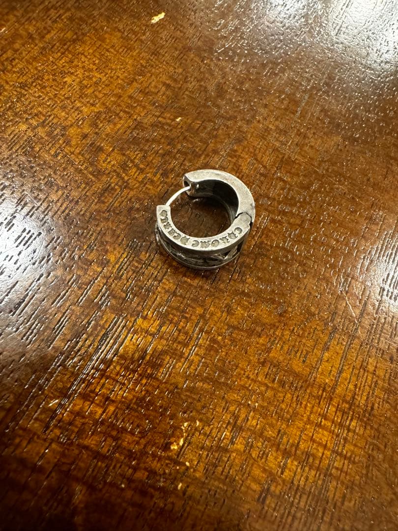 クロムハーツCHROMEHEARTS ナローVバンド CHX イヤリング