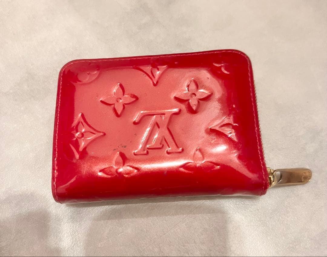 ルイ・ヴィトン レッド ケース