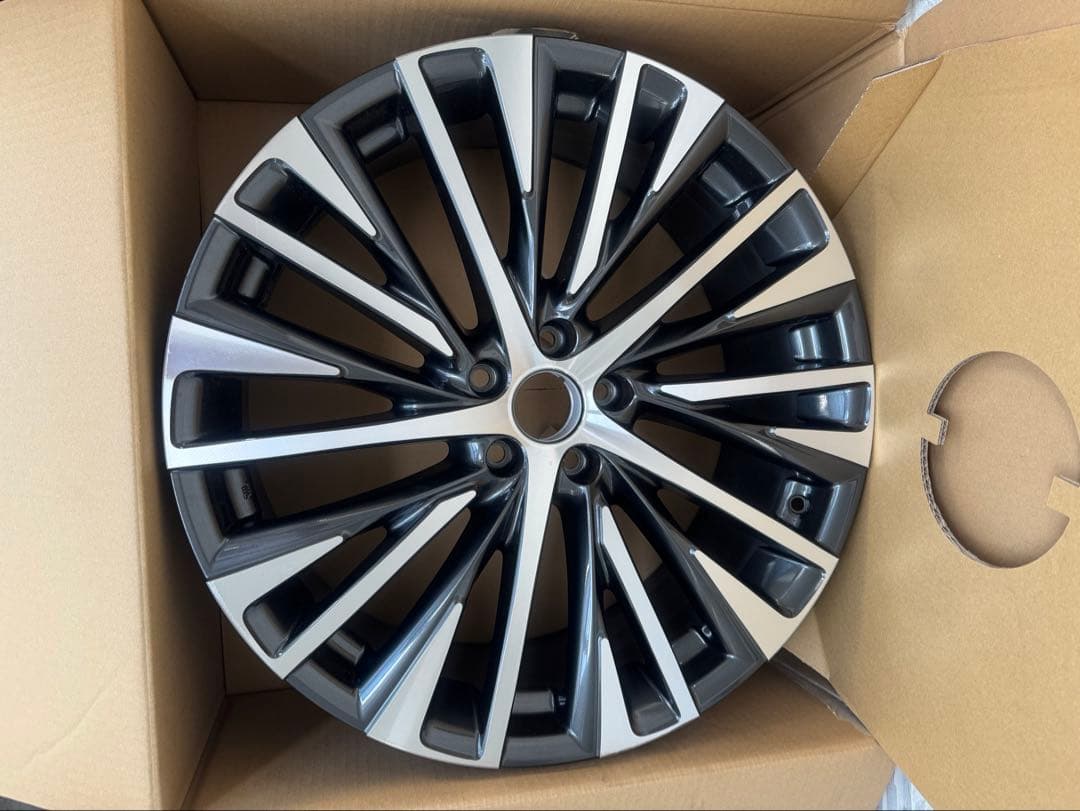 レクサスRX 純正21インチ　年次改良後モデル