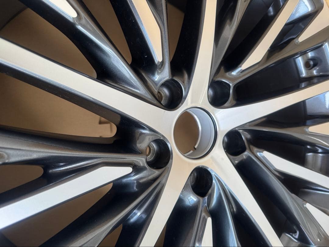 レクサスRX 純正21インチ　年次改良後モデル