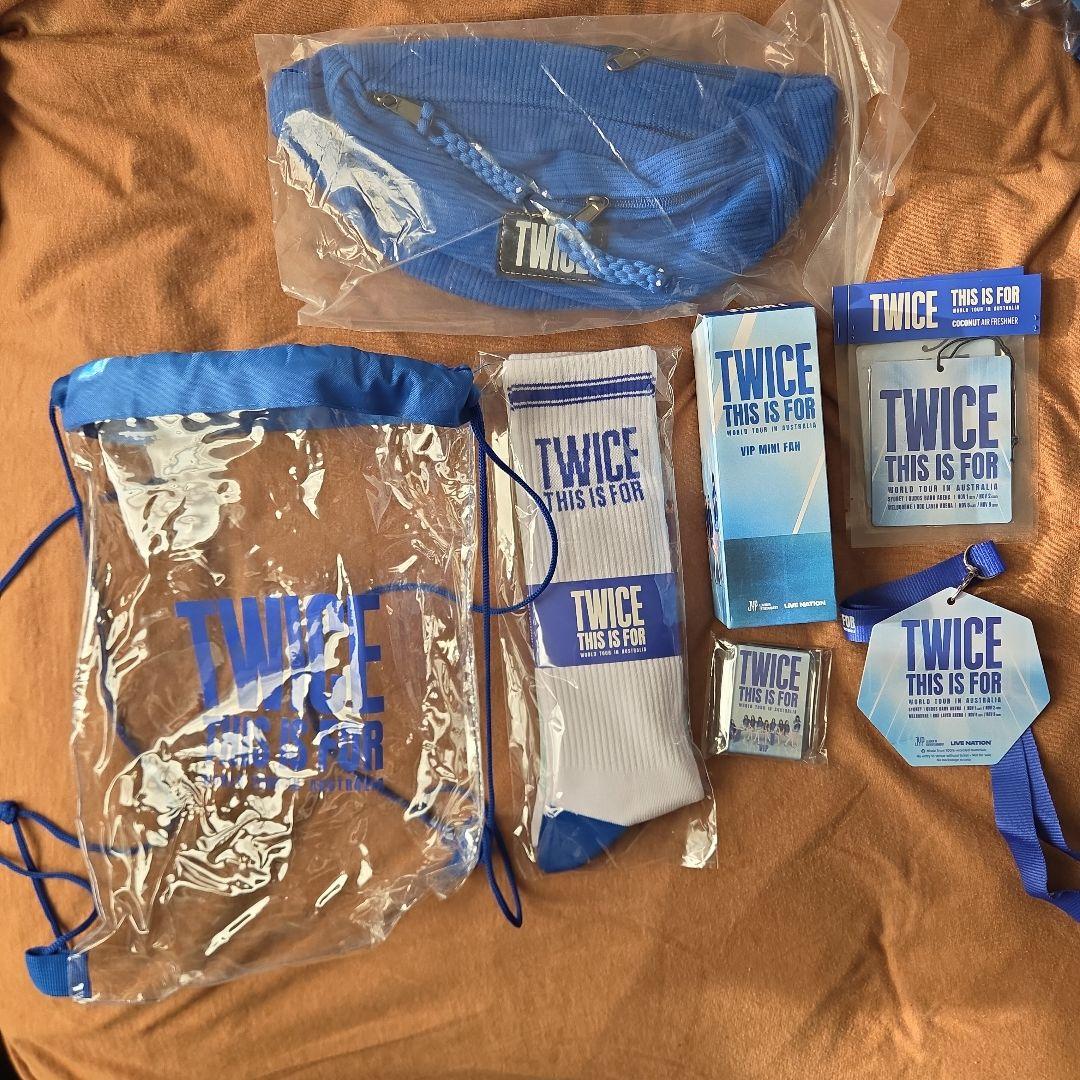 TWICE オーストラリア限定 this is for VIP 特典+おまけ①
