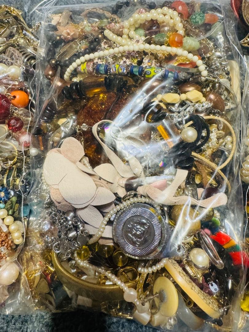 t*p様 遺品整理品　アクセサリーまとめ売り