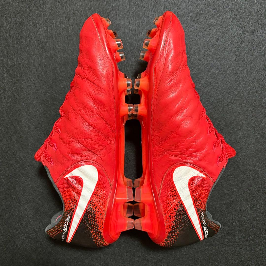 【極美品】NIKE ティエンポ レジェンド 7 FG