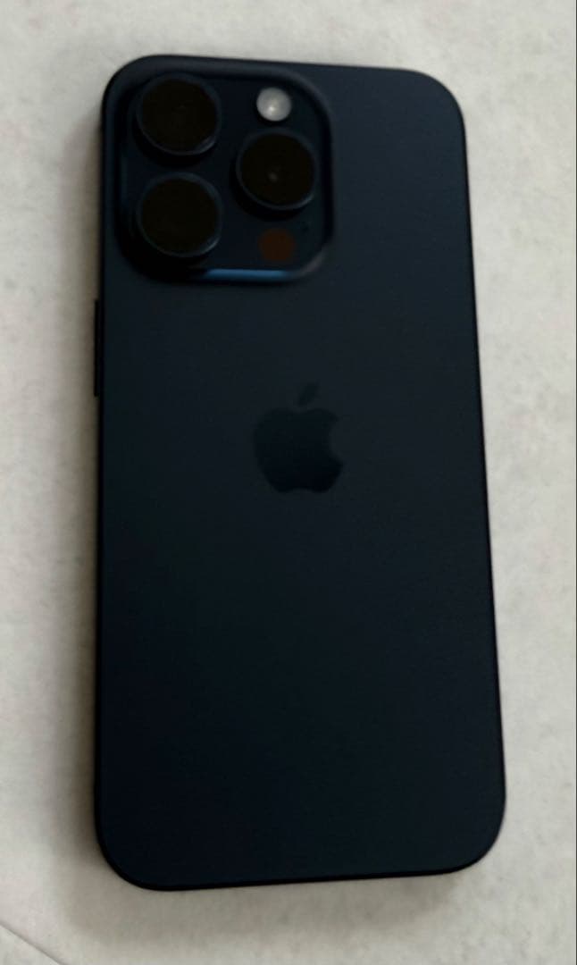 【新品交換品・バッテリー残量100%】iPhone15Pro 256GB