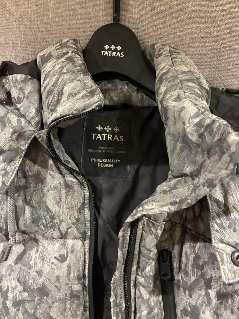 ＊極美品＊TATRAS Rライン カモフラダウンベストCESANOチェサーノ03