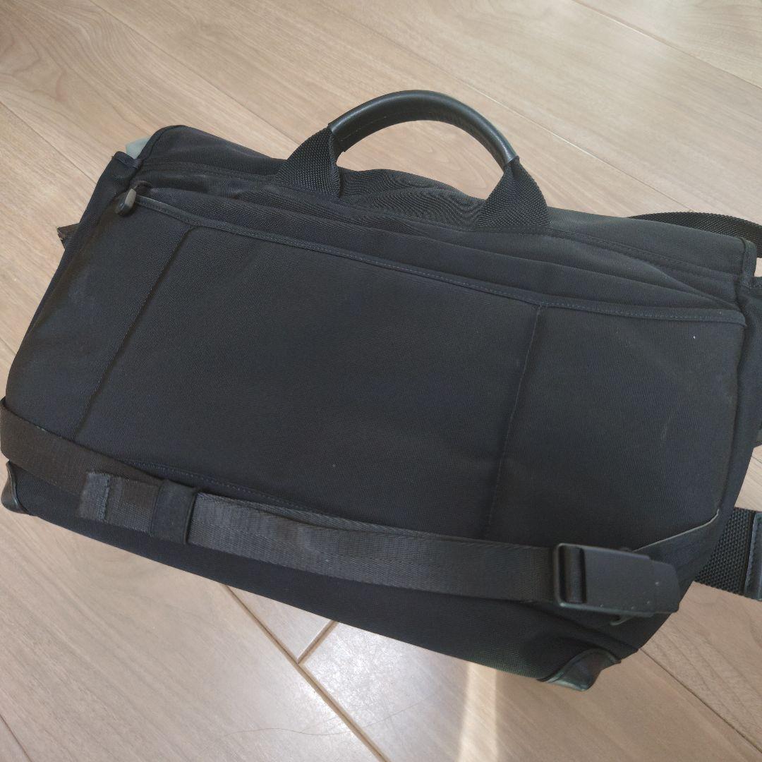 ALPAKA 7VEN メッセンジャーバッグ ショルダーバッグ 黒色　値下げ中