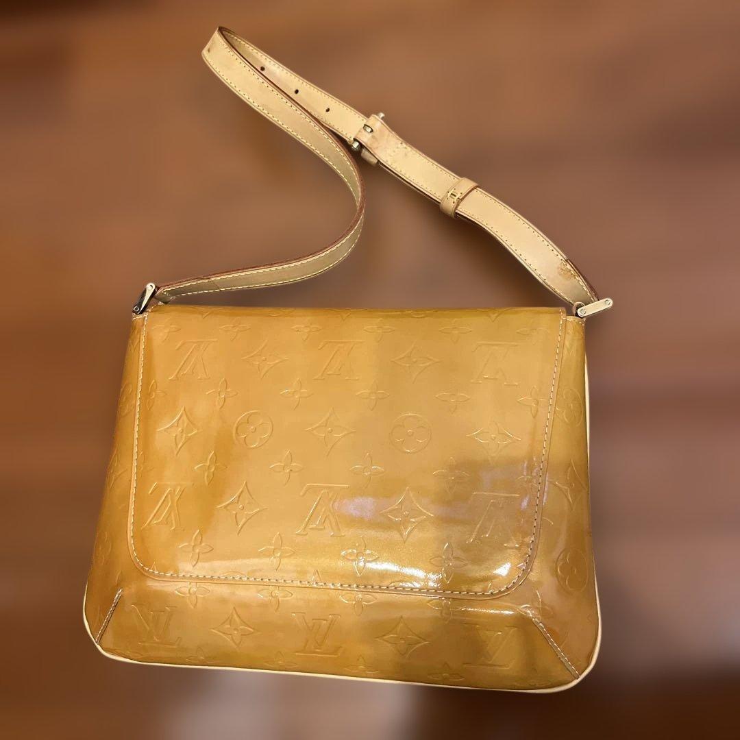 ルイヴィトン ヴェルニ ショルダーバッグ オレンジ