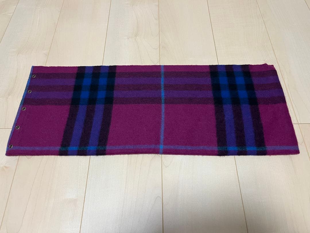 バーバリー　スヌード　ネックウォーマー　マフラー　カシミア100％　未使用に近い