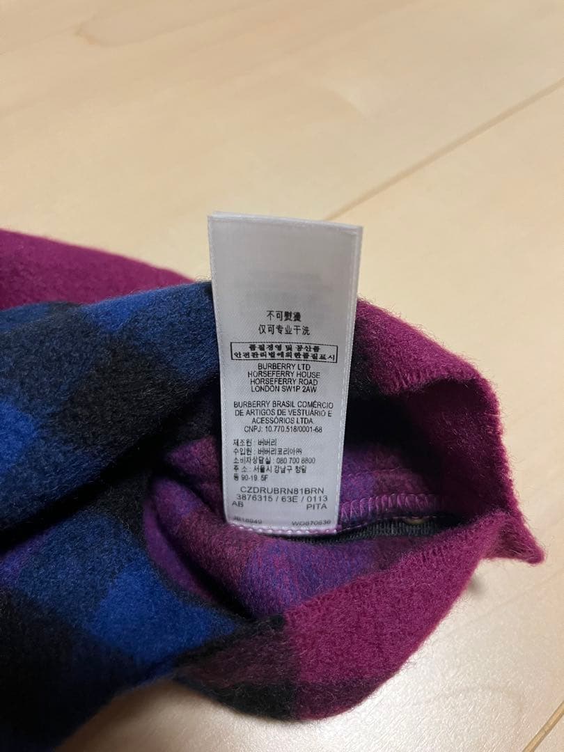 バーバリー　スヌード　ネックウォーマー　マフラー　カシミア100％　未使用に近い