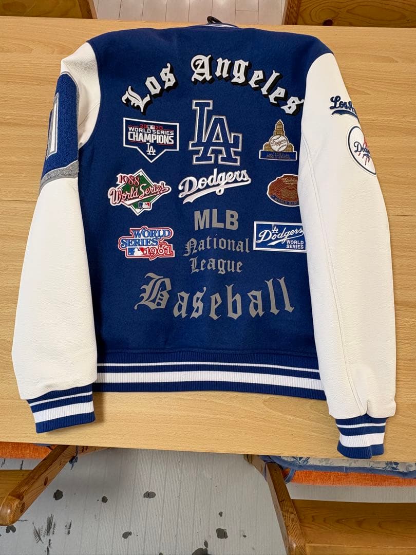 さ*)様 MLB公式 メンズ アウター ジャケット スタジャン ロサンゼルス・ド