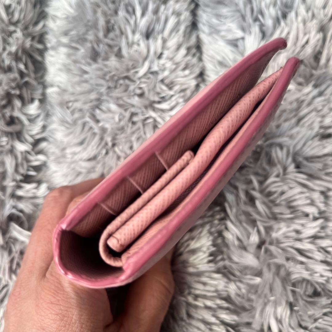 PRADA✨シャイン　折り財布　サフィアーノ　ピンク　レディース