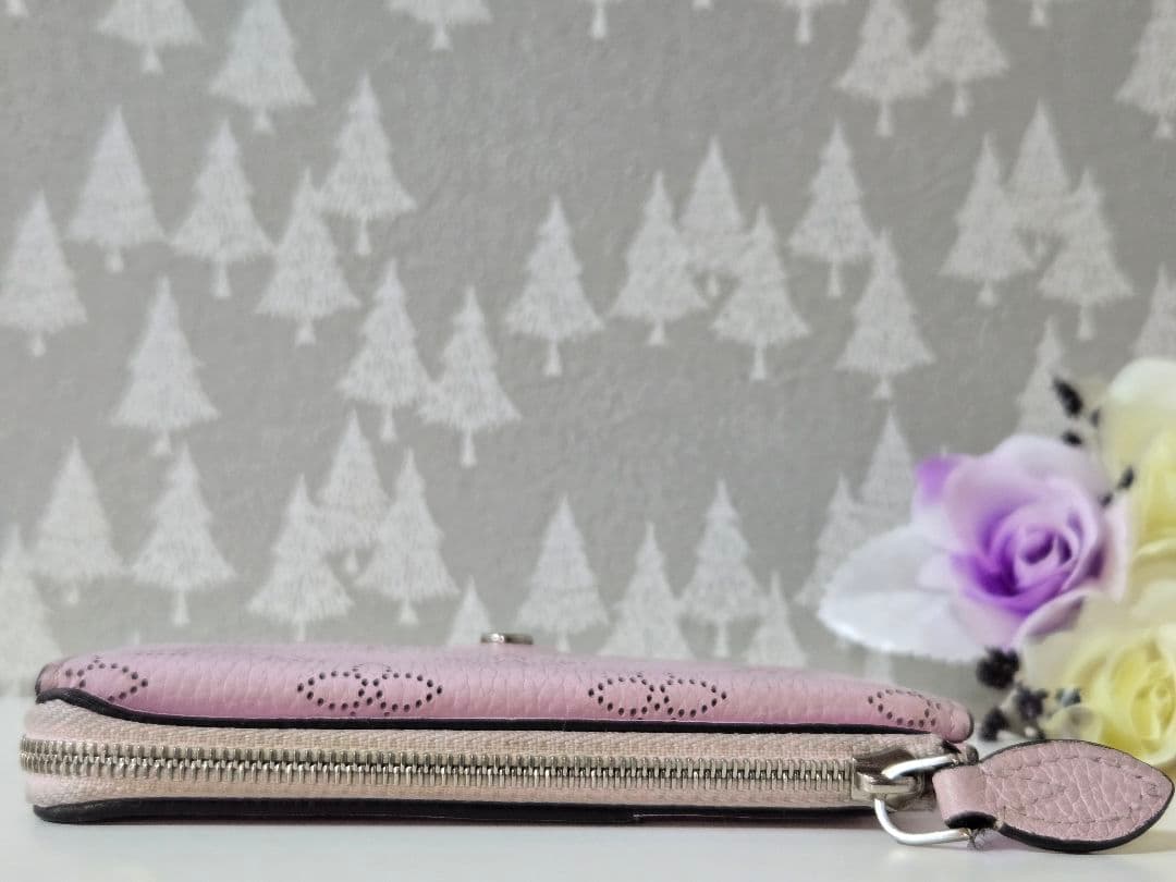 限定色 ルイヴィトン ポルトカルト レクトヴェルソ マヒナ カードケース