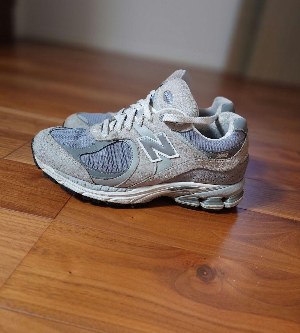 24.0 New Balance 2002R　ゴアテックス