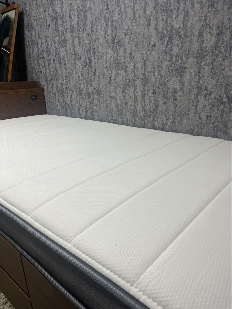 引き取りに来て下さる方限定です。 神戸三ノ宮まで。 ニトリのベッド