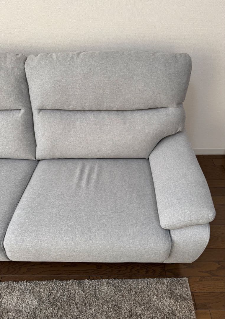 青梅の　ニトリ　３人用　布張りタイプ　ソファ　MK02