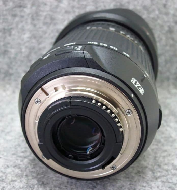 タムロン18-270mmF3.5-6.3DiII VCLD (B003ニコン)