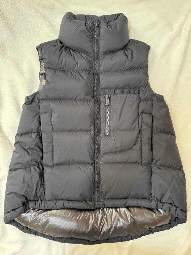 【美品】XSサイズ UNIQLO +J ダウンボリュームベスト ブラック