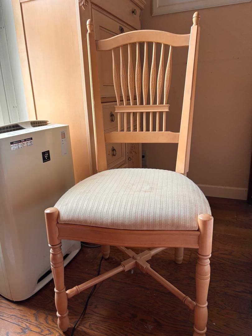 JUJUさま専用 リンホーリン　ダイニングチェアー 1脚