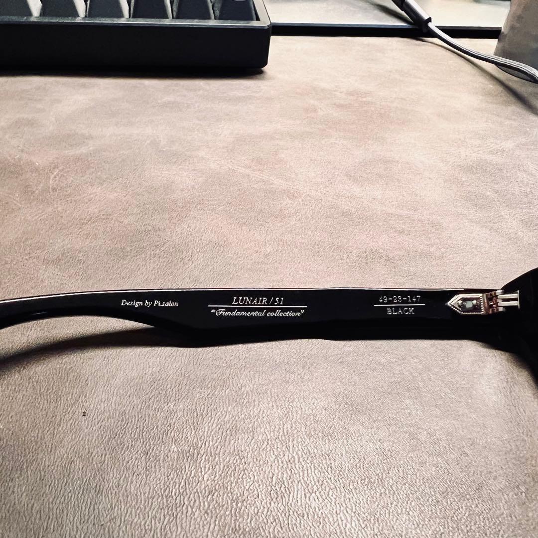 PI.SALON LUNAIR/151 ブラックサングラス