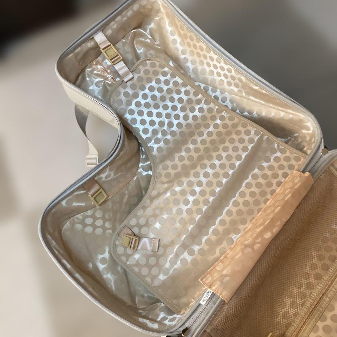 美品　ノリッコ　NORICCO 子供が乗れるキャリーケース