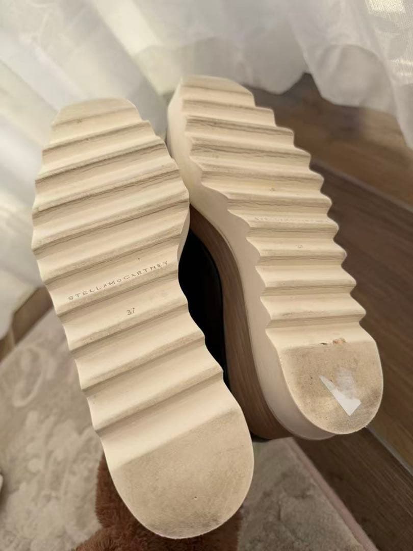 ステラマッカートニー　ブラックレザーウェッジソールスニーカー　37