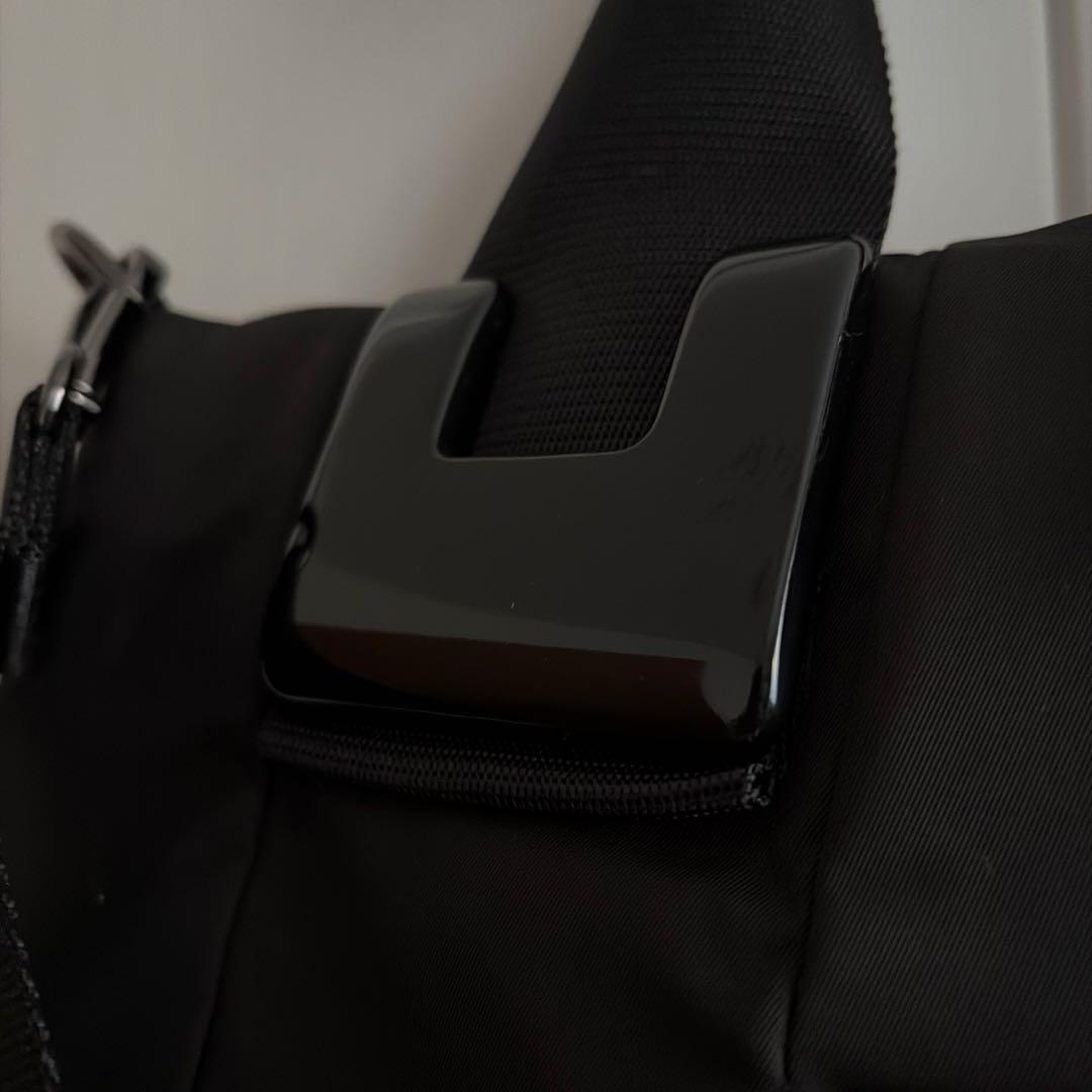 未使用品＊イアパピヨネ WEB限定カラー ショルダー付き樹脂パーツトートバッグM