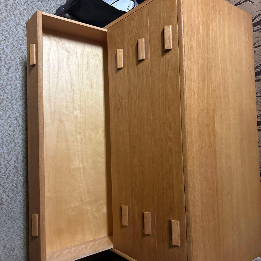 ボーエ•モーエンセン　Borge Mogensen 四段チェスト