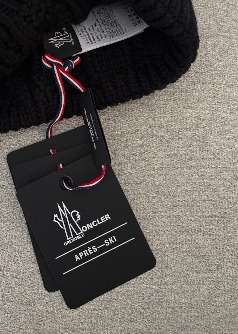 MONCLER モンクレール　ニット帽　ブラック