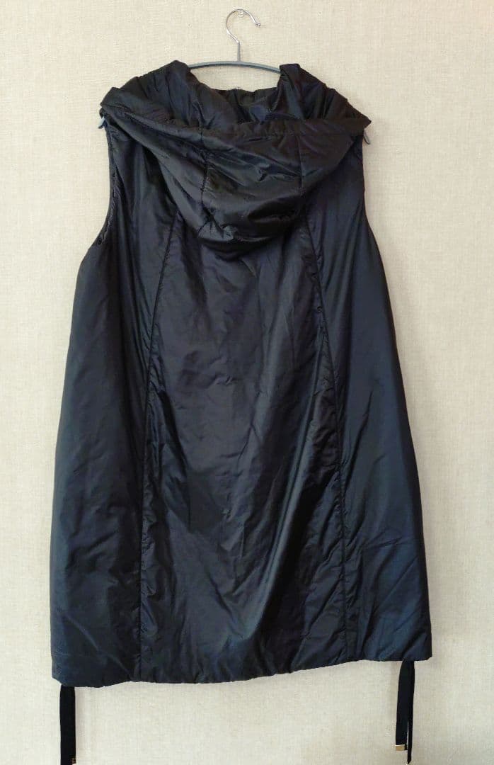 マックスマーラ The Cube ダウンベスト 、ジレ　ロング ブラック M