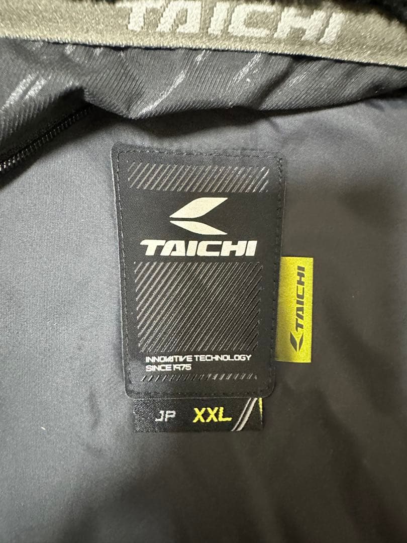 RS TAICHI モトレックウィンターパーカ　ブラック/レッド　XXL