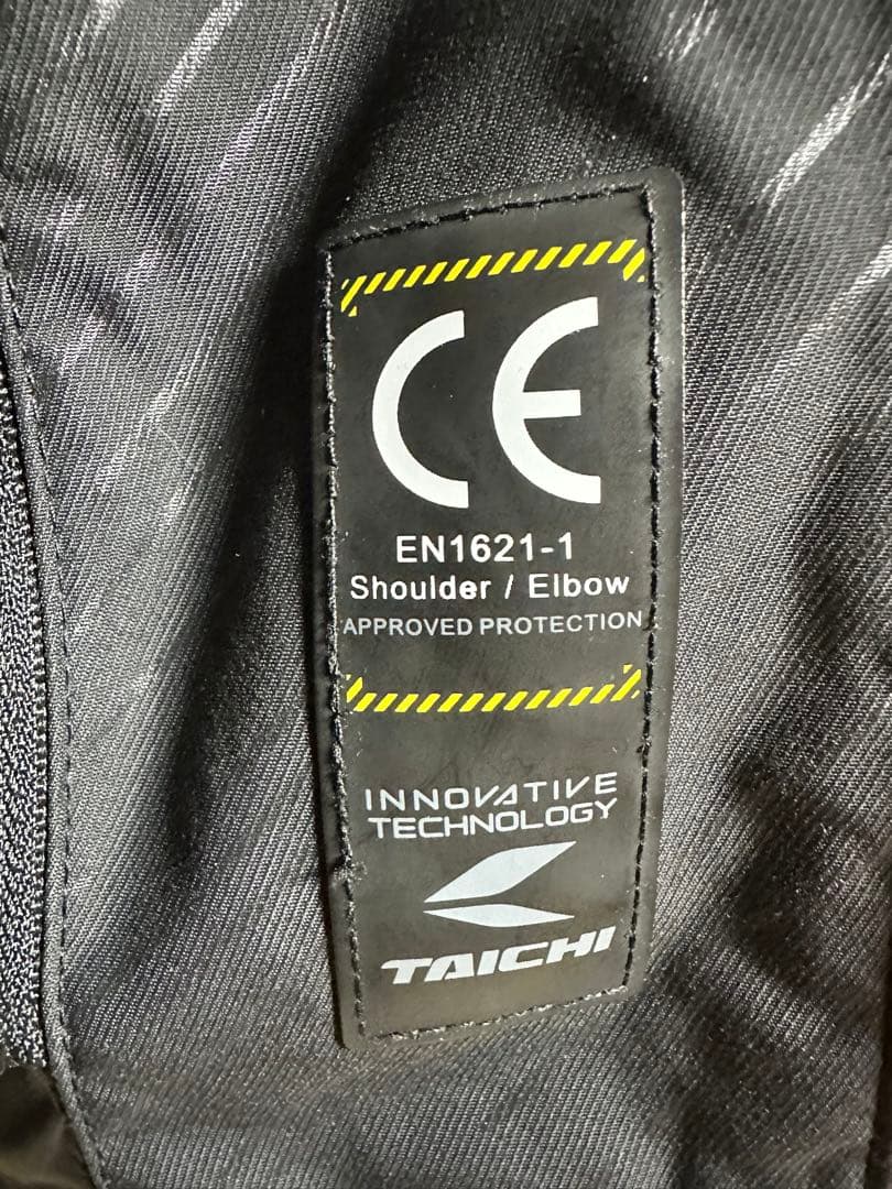 RS TAICHI モトレックウィンターパーカ　ブラック/レッド　XXL