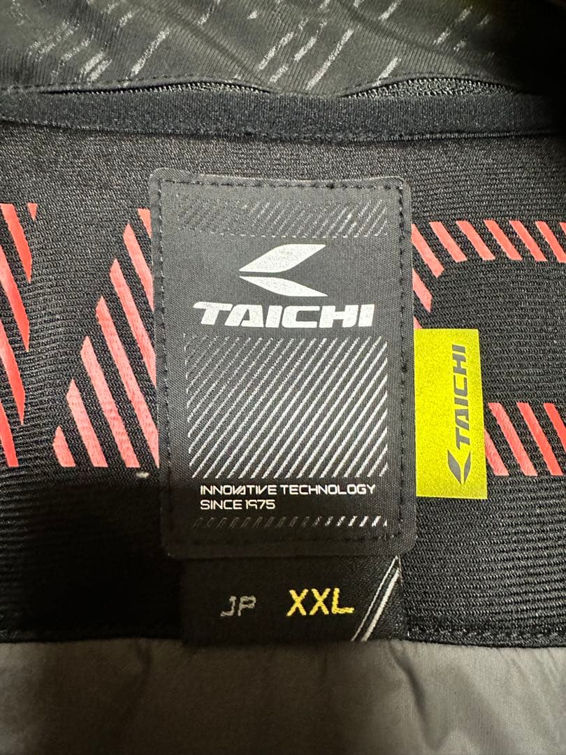 RS TAICHI モトレックウィンターパーカ　ブラック/レッド　XXL
