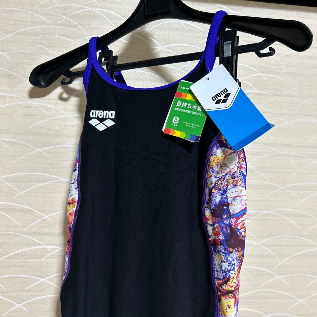 たえ。arena スポーツ用水着 黒・マルチカラー
