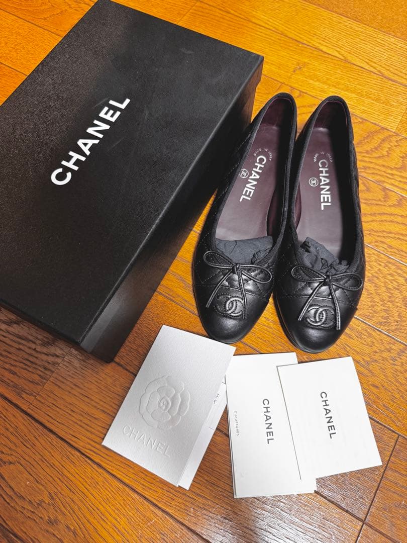 CHANEL ブラック フラットシューズ 36C