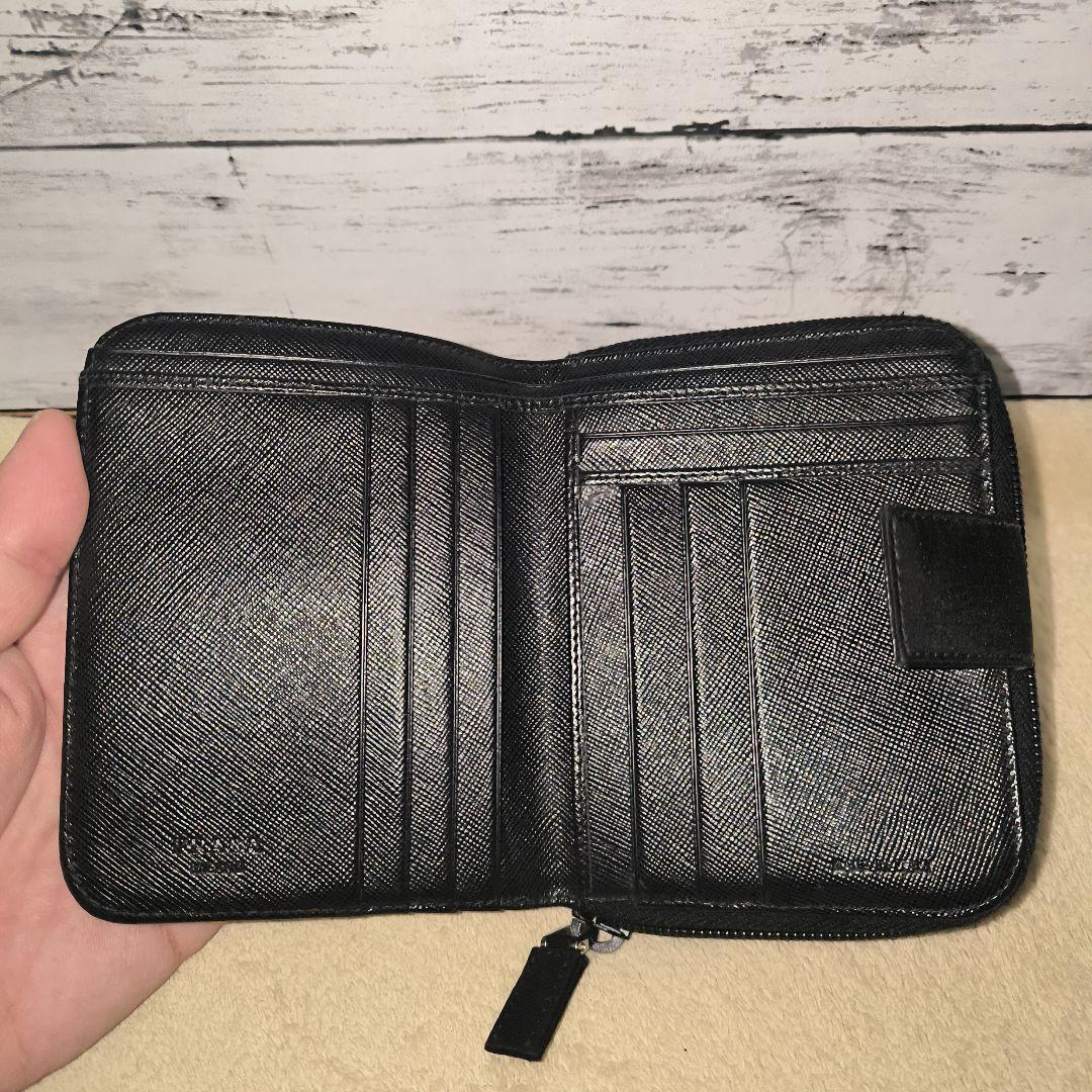 美品　PRADA ナイロン 二つ折り財布 黒