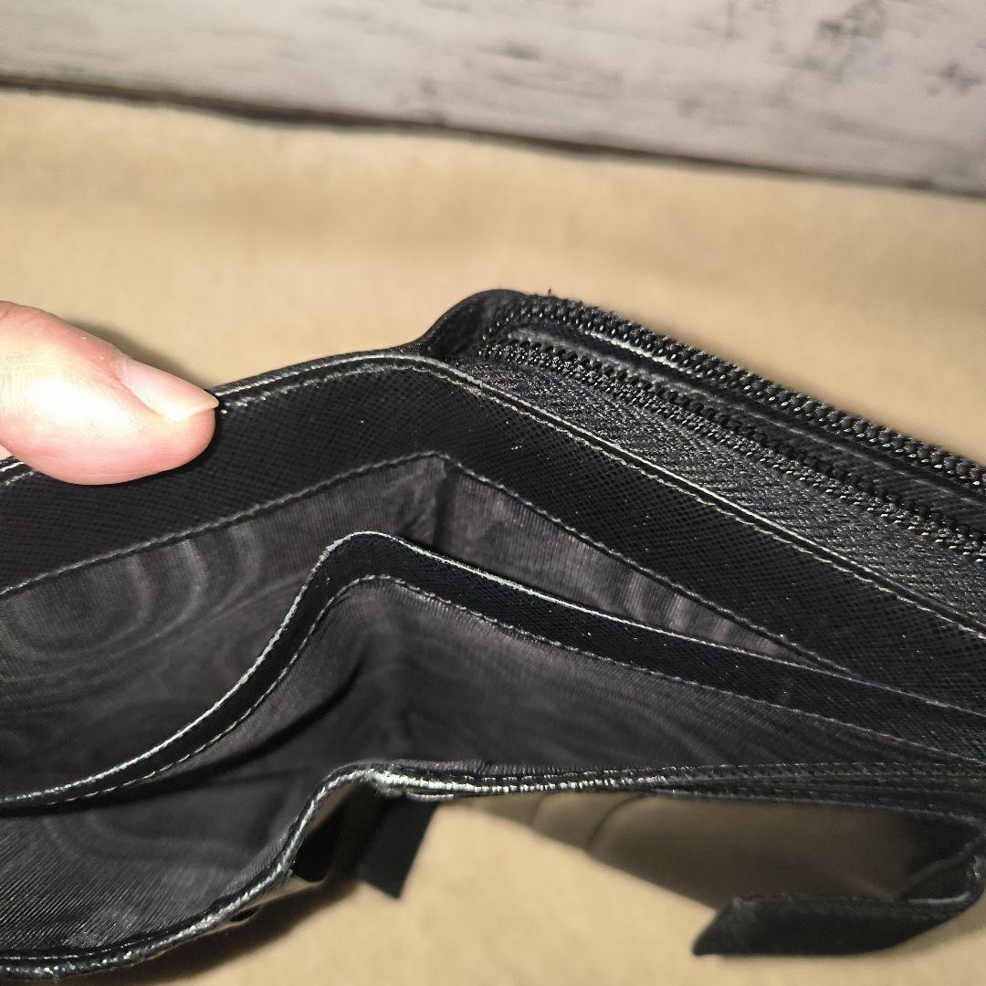 美品　PRADA ナイロン 二つ折り財布 黒