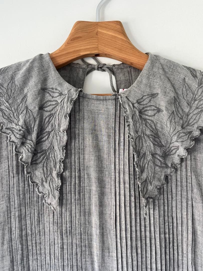 towavase ワンピース　グレー