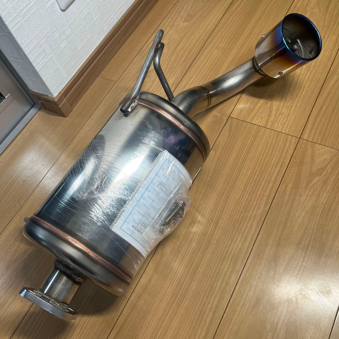 廃盤、未使用品Tyrforce ステンレスマフラージムニーJB23W