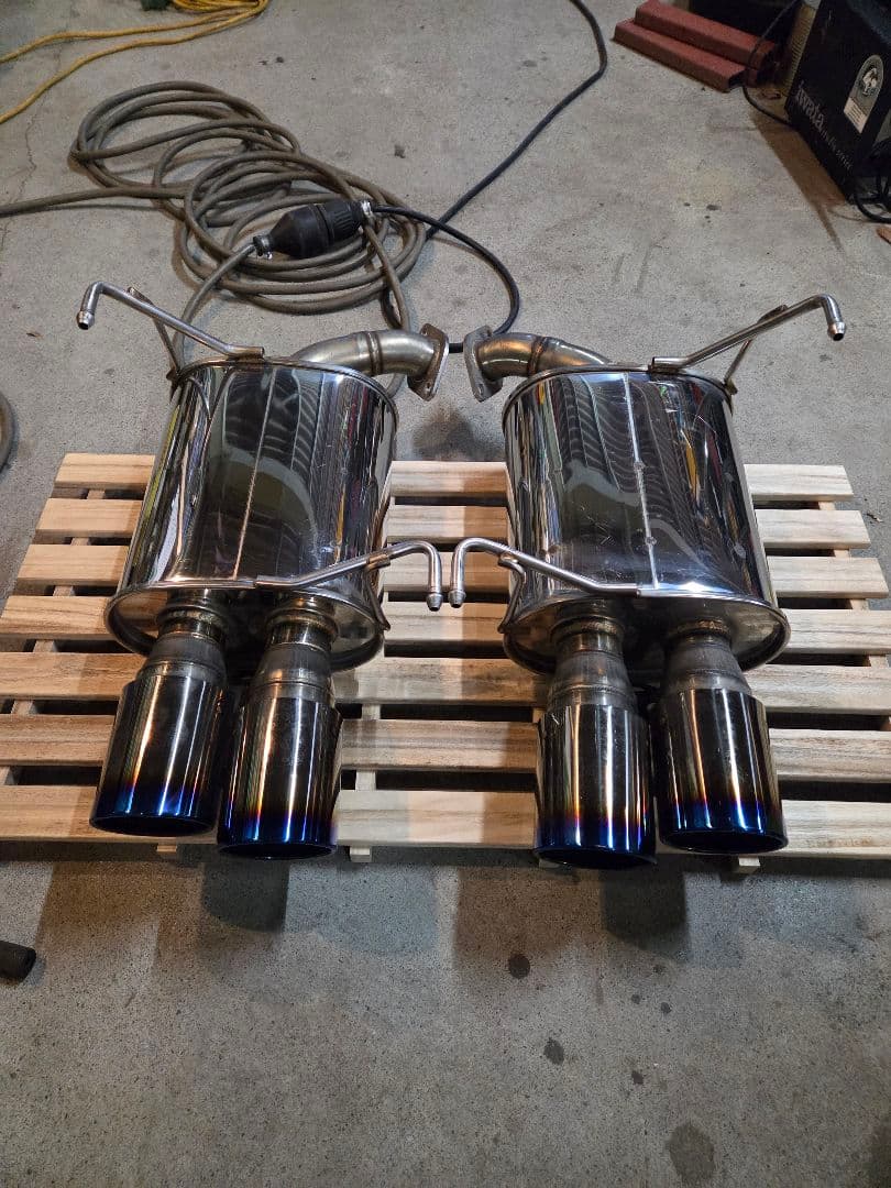 き*ょ様 柿本改　WRX　4本出しマフラー