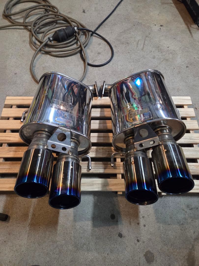 き*ょ様 柿本改　WRX　4本出しマフラー