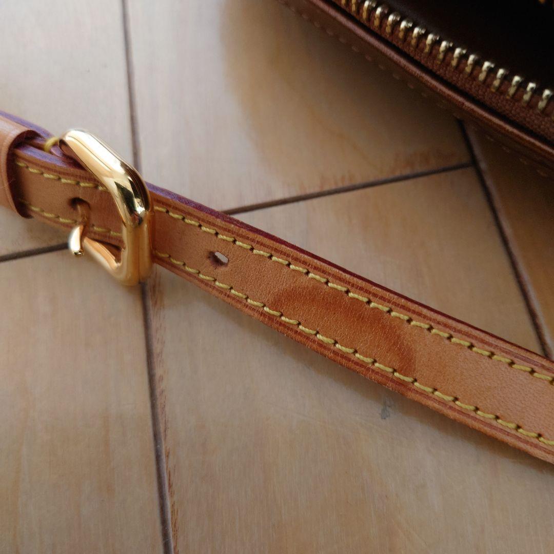 Louis Vuitton ブラウン ショルダーバッグ