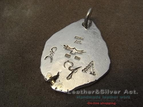 1点物　イーグルネックレス 手彫り　ハンドメイド　ネックレス　ｋ18　かまし