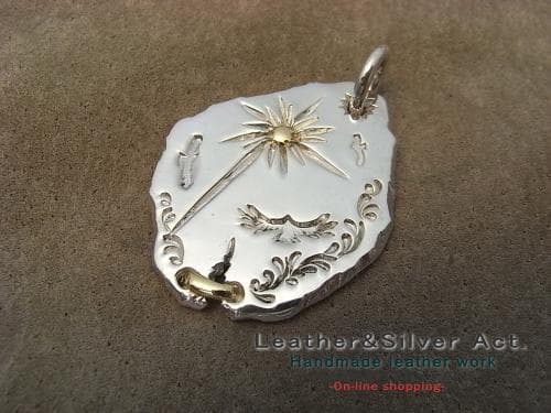 1点物　イーグルネックレス 手彫り　ハンドメイド　ネックレス　ｋ18　かまし