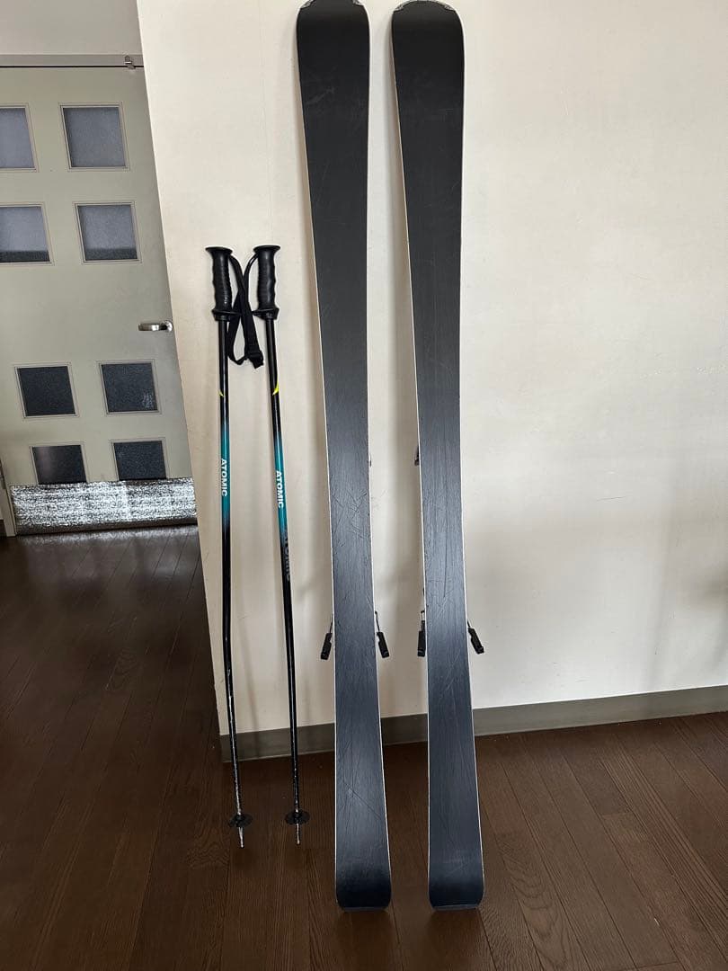 Atomic Performer スキーとポールセット　即購入可　送料込
