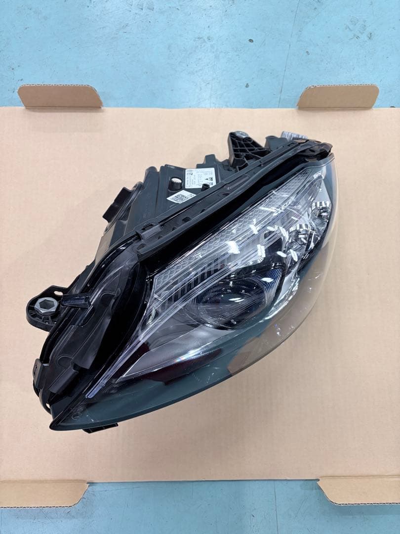 ベンツ Cクラス W205 後期 左ヘッドライト 中古