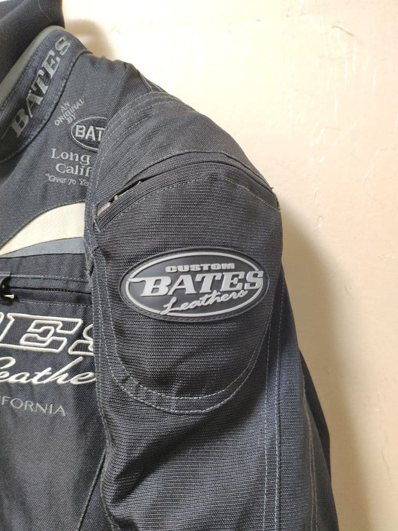 【シーク】BATES オールシーズンジャケット 黒✕アイボリー Lサイズ